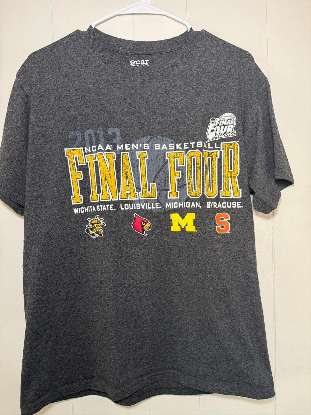 Final Four NCAA Men's Basketball Gray Short-Sleeve T-Shirt 2013 shockers